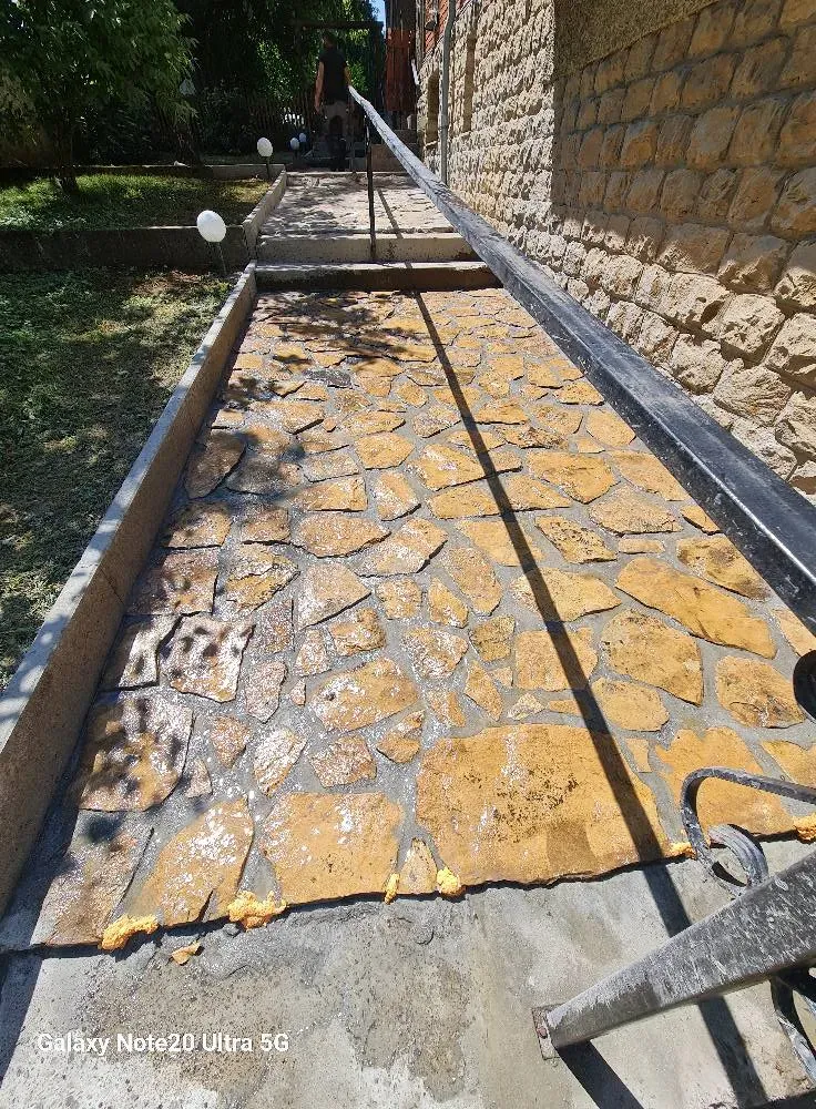 508728228_1592193451704243_999220267138382505_n